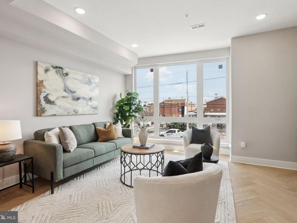 1814 E Moyamensing Avenue B, Philadelphia PA 19148