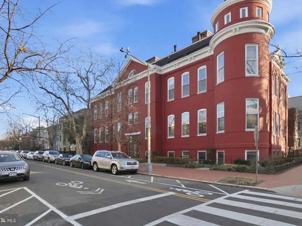 301 G Street NE 32, Washington DC 20002