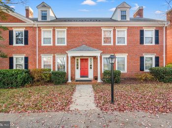 3361 S Wakefield Street