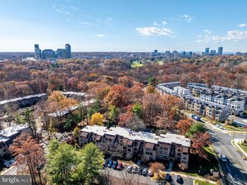 1623 Parkcrest Circle