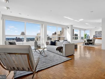 1820 Rittenhouse Square