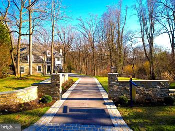 732 Saint Andrews Road