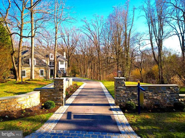 732 Saint Andrews Road, Philadelphia PA 19118
