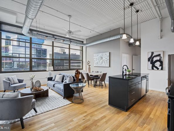 2200 Arch Street 612, Philadelphia PA 19103