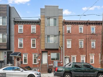 1752 N Marshall Street