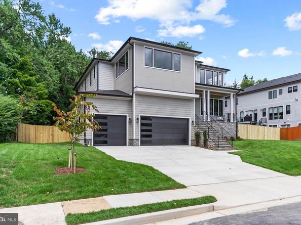 501 Yeonas Drive SW, Vienna VA 22180