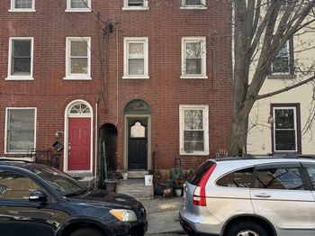 923 E Moyamensing Avenue