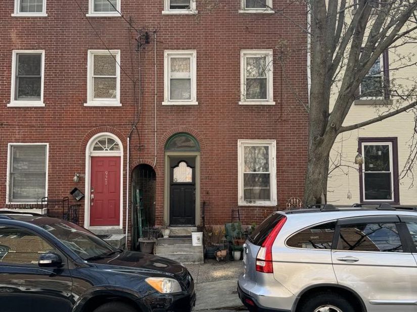 923 E Moyamensing Avenue, Philadelphia PA 19147