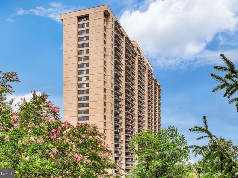 3701 S George Mason Drive 2605N, Falls Church VA 22041