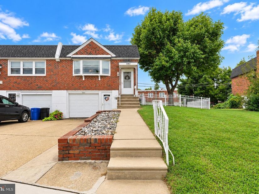 3363 Elliston Circle, Philadelphia PA 19114