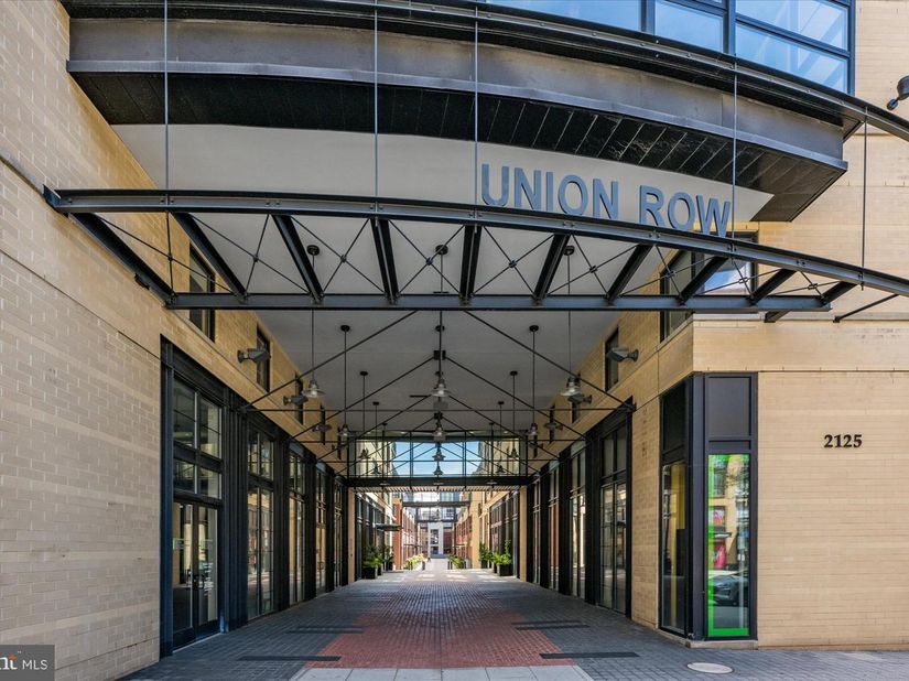2125 14TH Street NW 611, Washington DC 20009