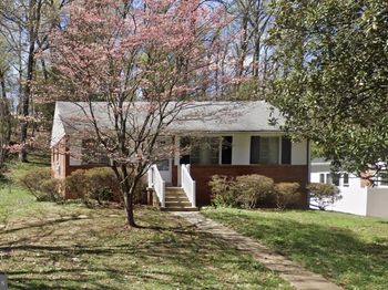 3824 Larchwood Road