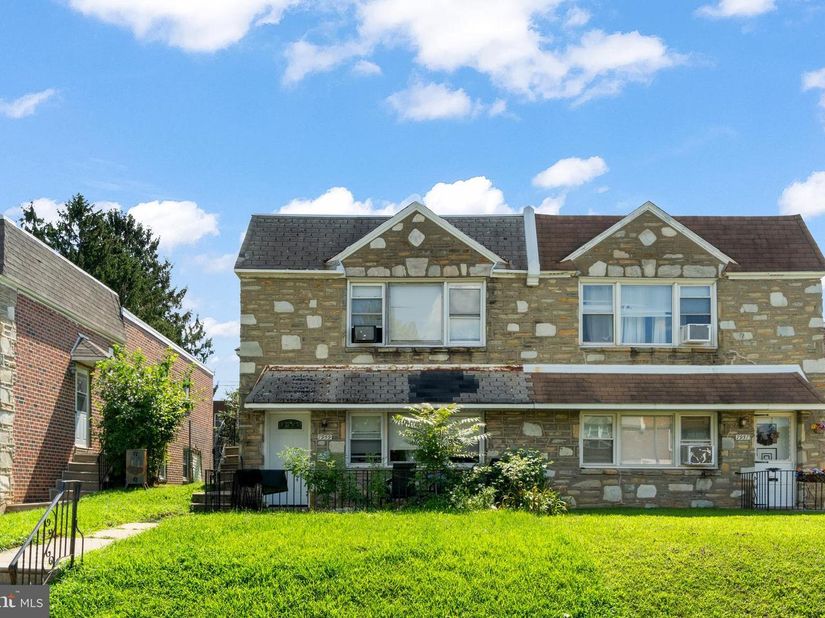 7959 Langdon Street, Philadelphia PA 19111