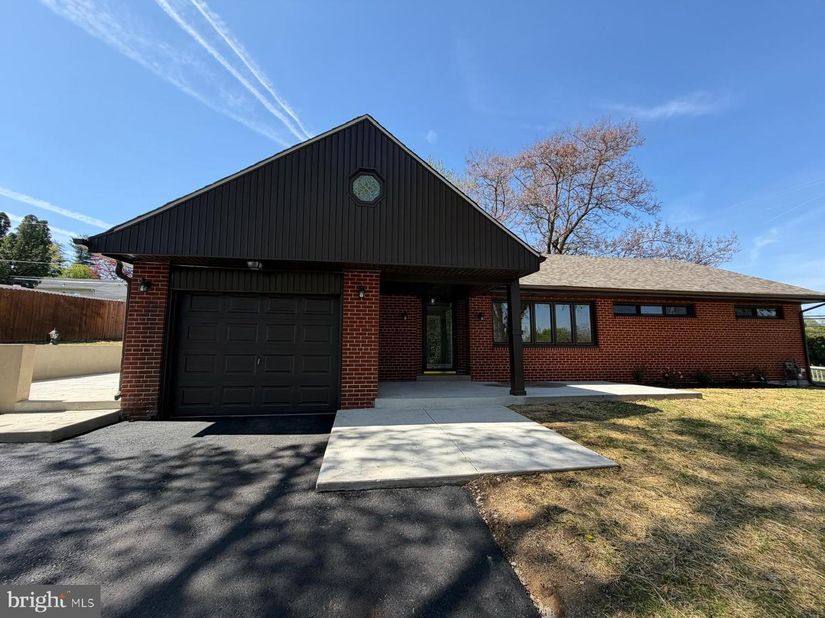 249 Hill Avenue, Horsham PA 19044