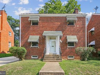 1674 Varnum Place NE
