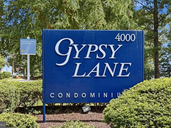 4000 Gypsy Lane 245B2, Philadelphia PA 19129