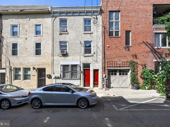 433 Poplar Street, Philadelphia PA 19123