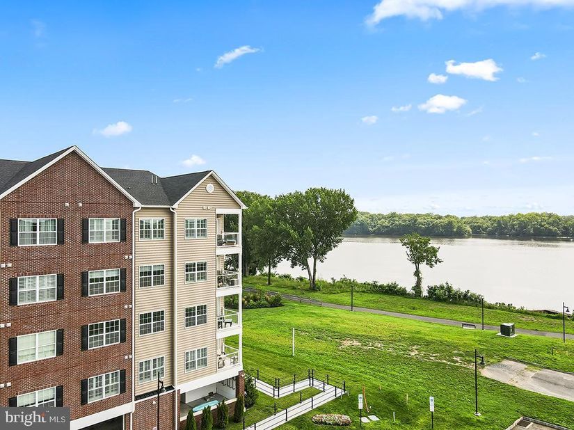 16421 River View Drive, Bristol PA 19007