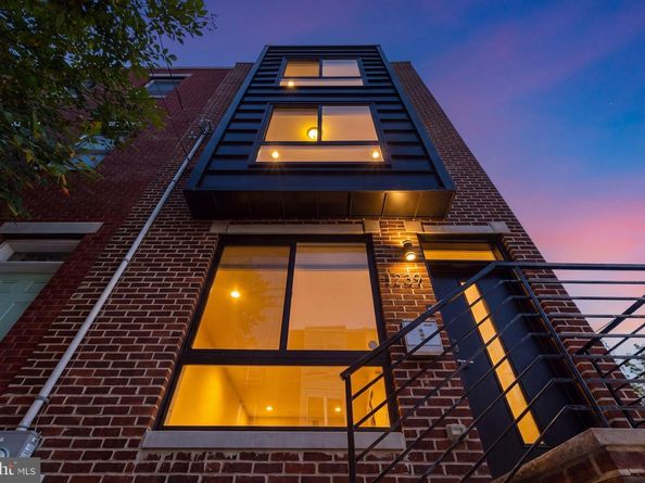 1239 S 17TH Street, Philadelphia PA 19146