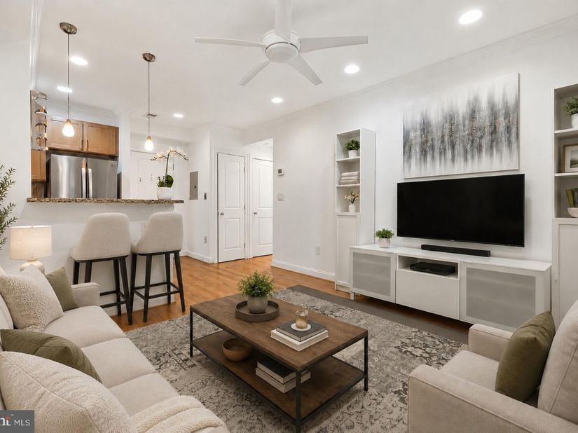 739 Newton Place NW 202, Washington DC 20010