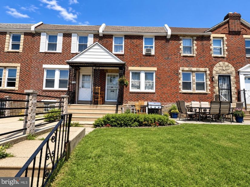 6638 Horrocks Street, Philadelphia PA 19149