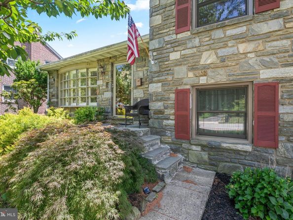 260 Avon Road, Springfield PA 19064