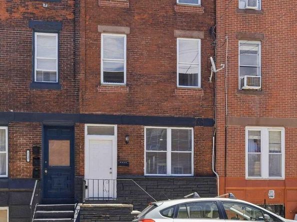 2139 S 15TH Street, Philadelphia PA 19145