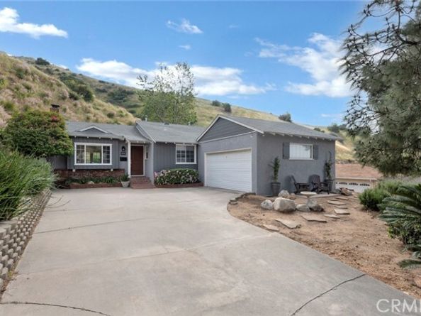 8520 Springford Drive, Sun Valley (los Angeles) CA 91352