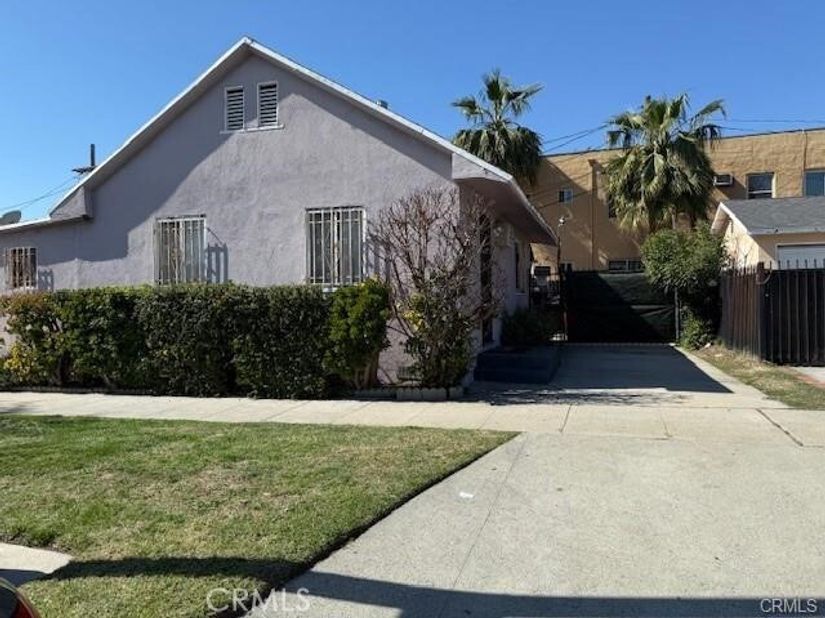423 S Chevy Chase, Glendale CA 91205