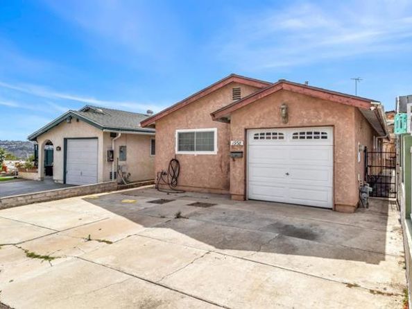 1938 Avenida De La Cruz, San Ysidro (san Diego) CA 92173