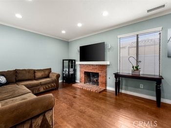 939 W 19th