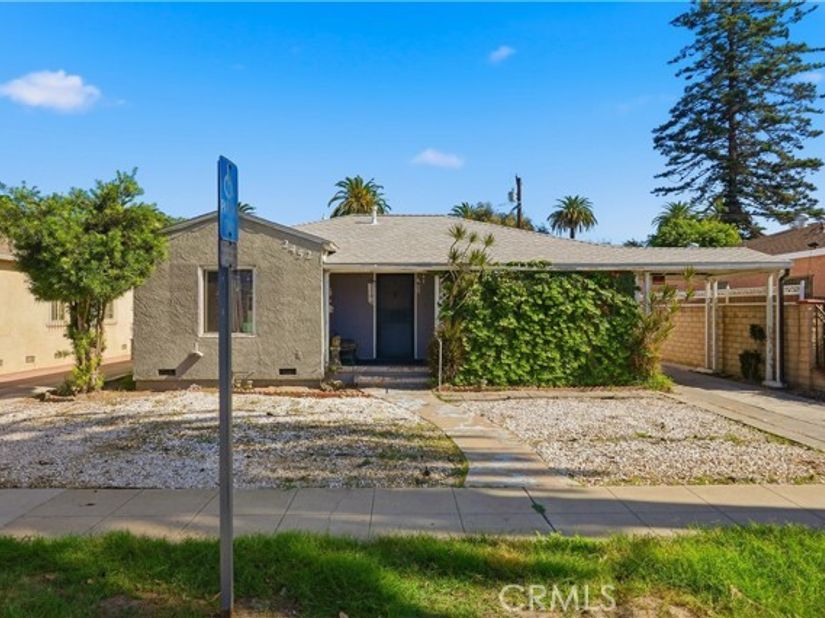 2452 Oregon, Long Beach CA 90806