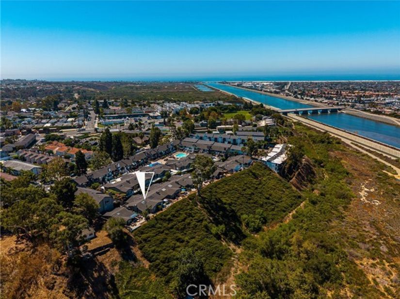 2175 Pacific Avenue D6, Costa Mesa CA 92627