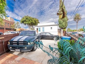 707 E 65th