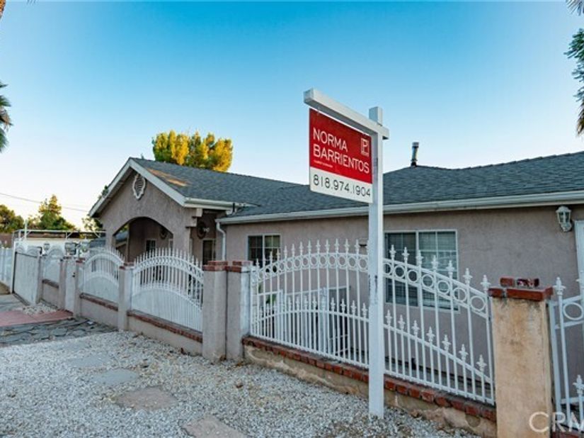 13150 Aztec, Sylmar (los Angeles) CA 91342