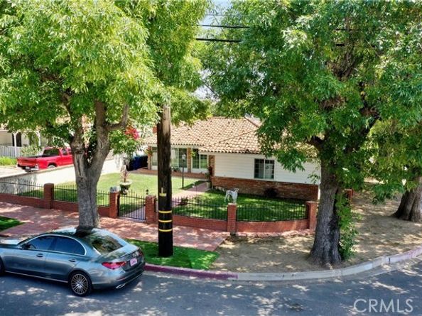 13888 Hubbard, Sylmar (los Angeles) CA 91342