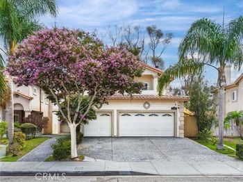 12108 S La Cienega