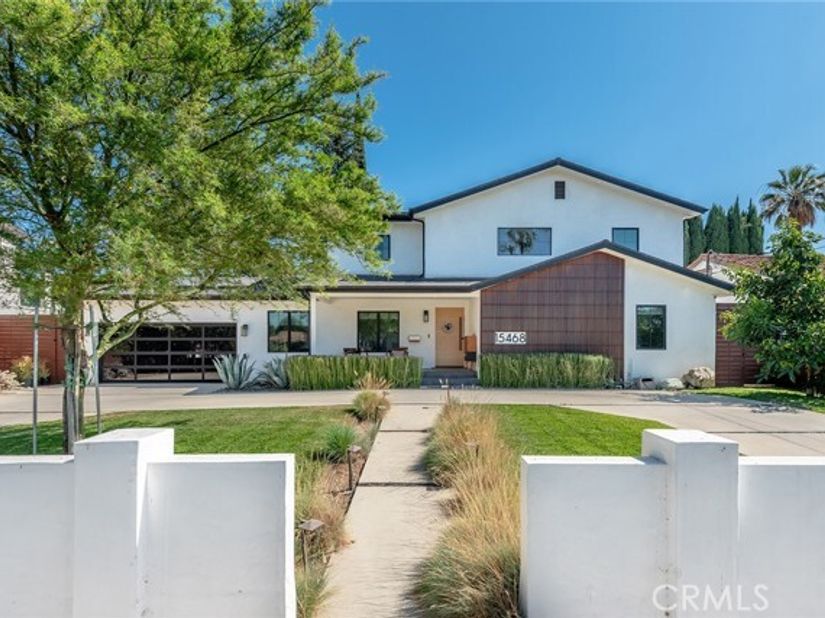 15468 La Maida, Sherman Oaks CA 91403