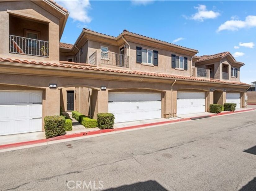 20402 Santa Ana 13, Newport Beach CA 92660