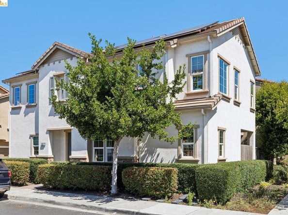 1521 Glenn ST, Hayward CA 94545