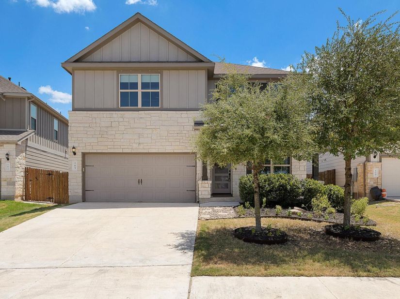 165 Cascata WAY, Liberty Hill TX 78642