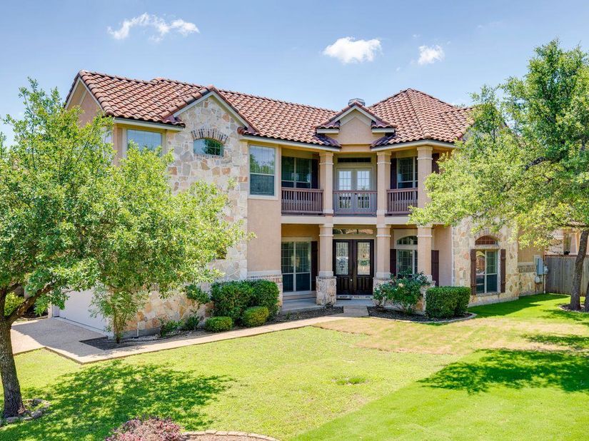 15633 Interlachen Dr, Austin TX 78717