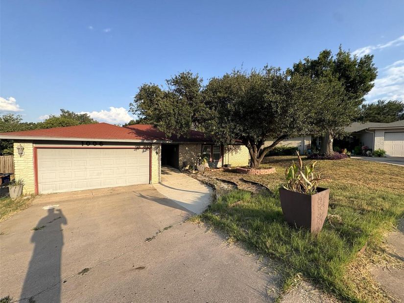 1006 Wisteria CIR, Austin TX 78753