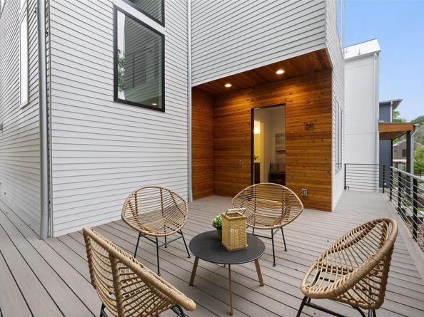 900 S 2nd ST 20, Austin TX 78704