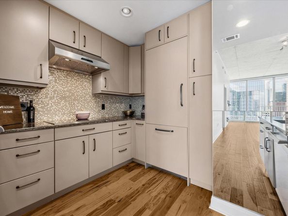 360 Nueces ST 1411, Austin TX 78701