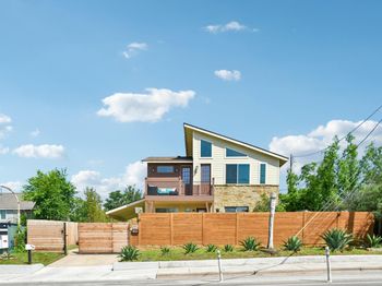 1185 Springdale RD