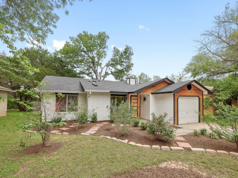 7609 Crystalbrook DR W, Austin TX 78724