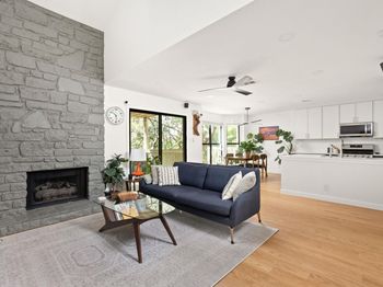 4404 Travis Country CIR