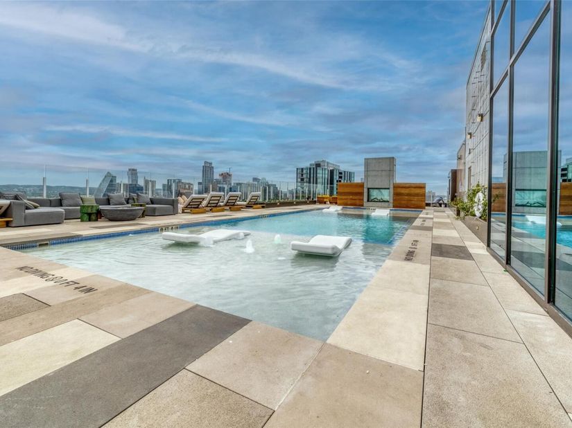 48 East Ave 2211, Austin TX 78701