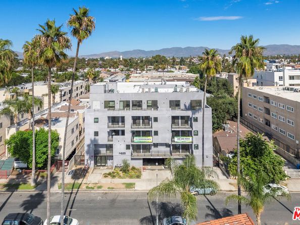 14631 Erwin Street, Van Nuys CA 91411